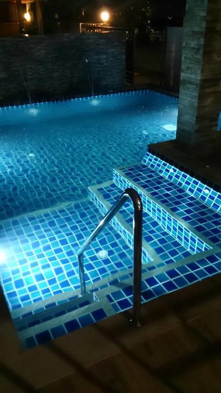 Ferienwohnung Nasa Mansion Phuket Exterior foto