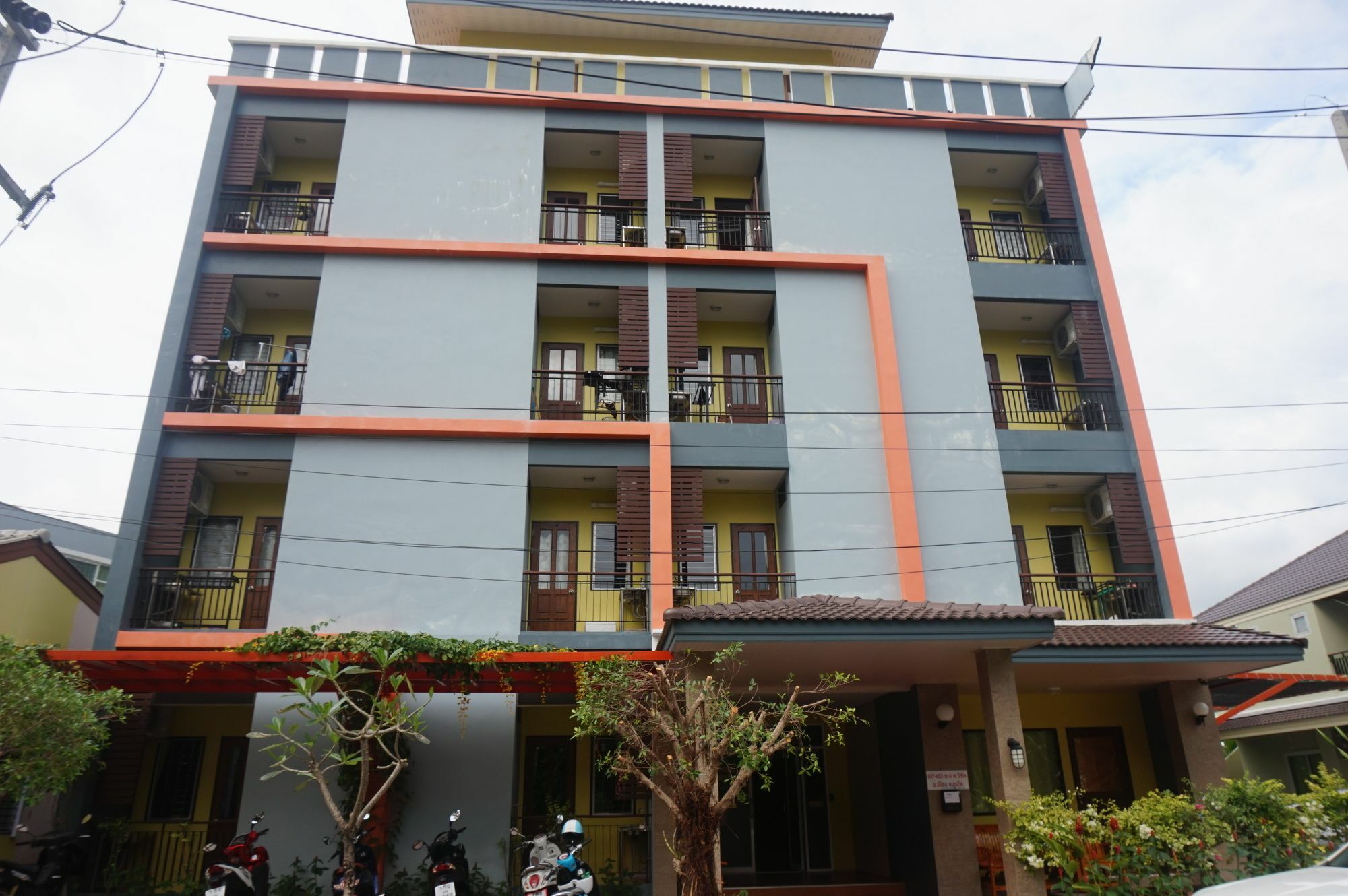 Ferienwohnung Nasa Mansion Phuket Exterior foto